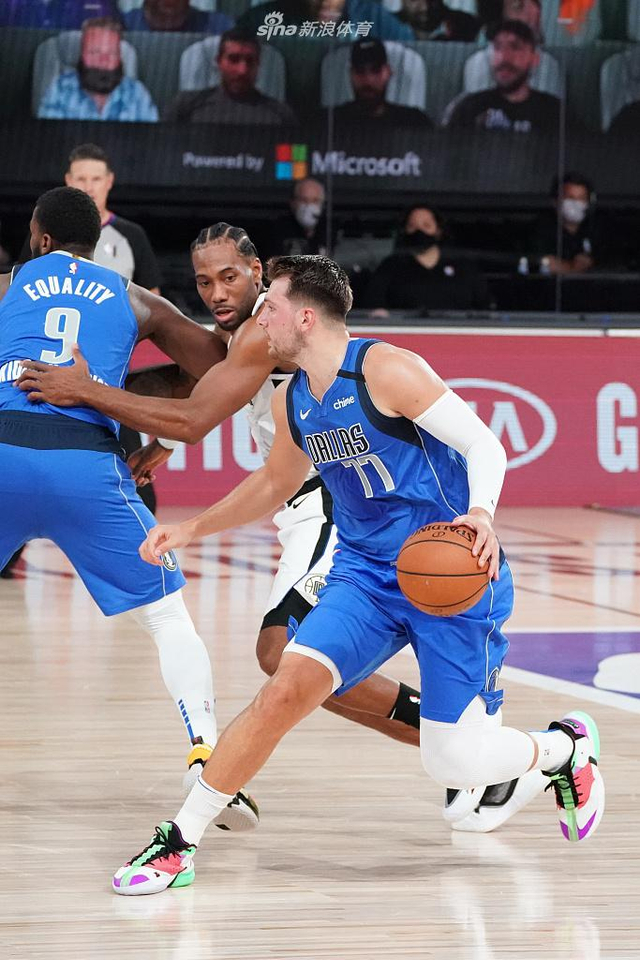 亚球队的比 亚球队的比