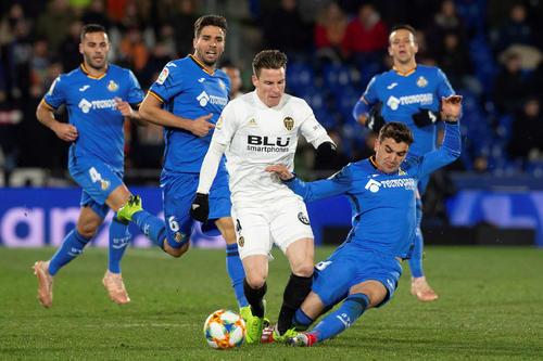 包括伦纳德 包括伦纳德